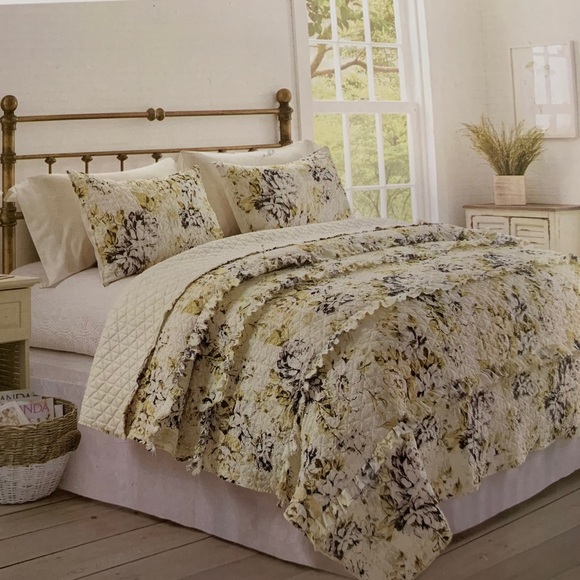 ivy hill home quilt set